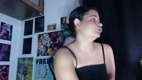Snapshot of angeeldemoon chatting on June 4, 6:30 am angeeldemoon online show from June 4, 6:30 am