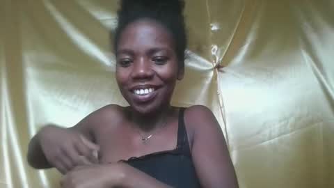 angeeliine online show from April 25, 12:24 am