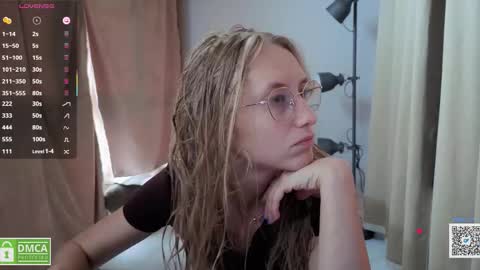 angeellina online show from October 3, 6:32 am