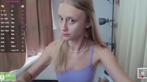 angeellina online show from October 6, 10:34 am