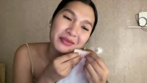 Snapshot of angel19722 chatting on July 28, 7:39 pm Angel online show from July 28, 7:39 pm