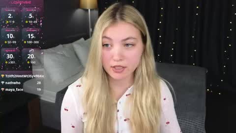 Snapshot of angel__grace chatting on May 15, 11:56 pm Grace online show from May 15, 11:56 pm