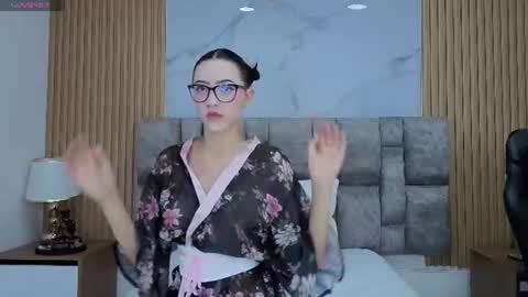 Snapshot of angel__kiss chatting on July 15, 11:37 am angel__kiss online show from July 15, 11:37 am