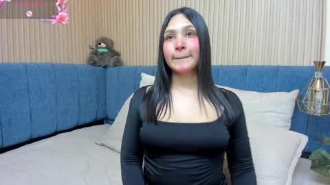 Snapshot of angel__ponce chatting on May 5, 7:22 pm angel__ponce online show from May 5, 7:22 pm