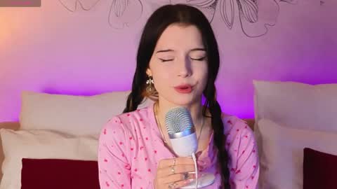  Rose  18  New here  online show from April 28, 4:56 pm