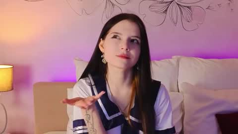 Snapshot of angel__rossee chatting on May 9, 6:51 am Rose 18 New here online show from May 9, 6:51 am