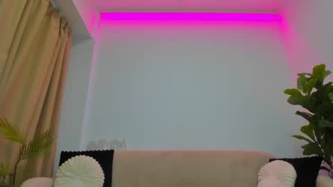 angel__vibe online show from May 4, 7:54 pm