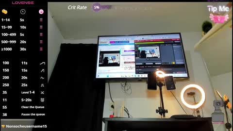 Snapshot of angel_bois chatting on February 13, 12:35 am camila online show from February 13, 12:35 am