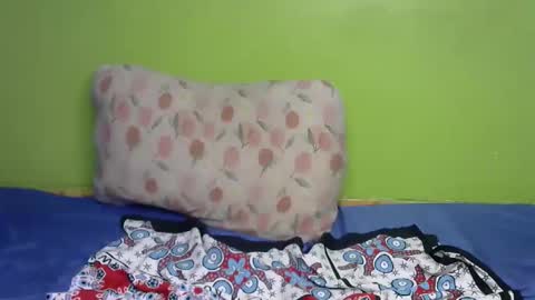 Snapshot of angel_cheupe chatting on September 16, 9:32 am angel_cheupe online show from September 16, 9:32 am