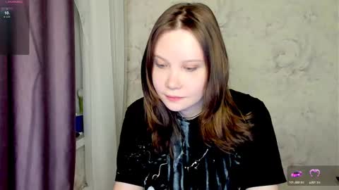 Snapshot of angel_doll585 chatting on March 9, 1:35 am Fallen Angel online show from March 9, 1:35 am