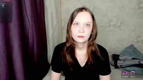 Snapshot of angel_doll585 chatting on September 13, 10:31 pm Fallen Angel online show from September 13, 10:31 pm