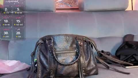Snapshot of angel_dragun chatting on May 22, 3:02 am Angel-dragun online show from May 22, 3:02 am