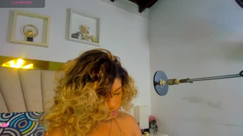 Snapshot of angel_dthroat chatting on February 3, 12:03 pm ANGHEL online show from February 3, 12:03 pm