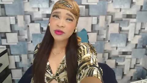 Snapshot of angel_dthroat chatting on December 2, 12:10 pm ANGHEL online show from December 2, 12:10 pm