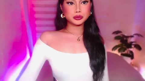 Snapshot of angel_eloaxx chatting on June 20, 3:48 pm Angel online show from June 20, 3:48 pm