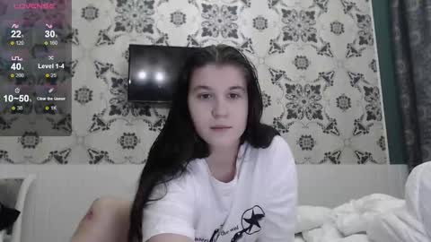 Snapshot of angel_gelya chatting on November 12, 4:40 pm Angel online show from November 12, 4:40 pm