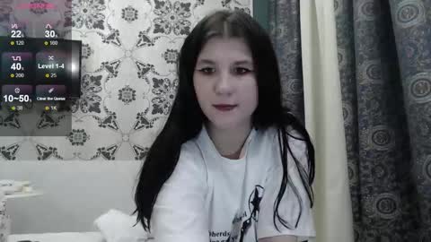Snapshot of angel_gelya chatting on November 13, 4:44 am Angel online show from November 13, 4:44 am