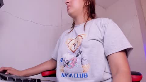 angel hardy online show from September 24, 10:51 am