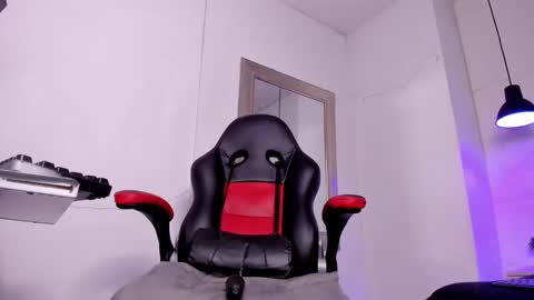 angel hardy online show from November 17, 12:22 pm