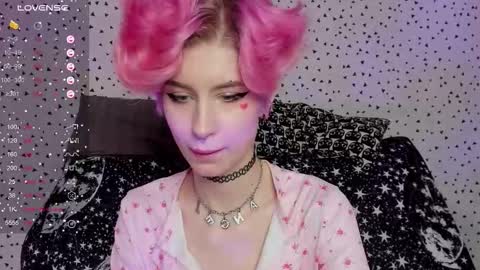 Snapshot of angel_julles chatting on February 20, 1:57 am Angel Dust online show from February 20, 1:57 am