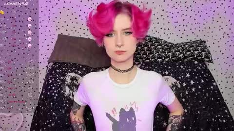 Snapshot of angel_julles chatting on March 20, 4:56 pm Angel Dust online show from March 20, 4:56 pm