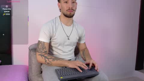 Snapshot of angel_kyrozz chatting on May 23, 7:07 pm angel_kyrozz online show from May 23, 7:07 pm