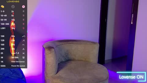 Snapshot of angel_kyrozz chatting on June 7, 7:06 pm angel_kyrozz online show from June 7, 7:06 pm