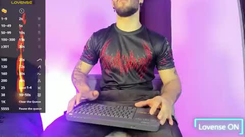 Snapshot of angel_kyrozz chatting on June 13, 7:01 pm angel_kyrozz online show from June 13, 7:01 pm