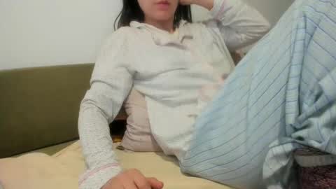 angel_lee__ online show from May 5, 3:58 am
