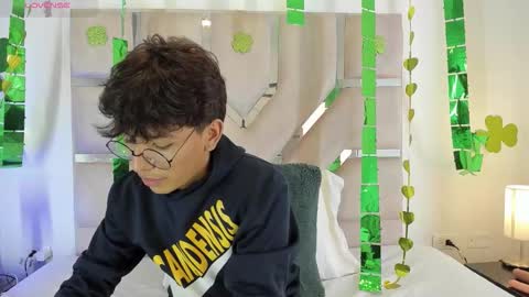 Angel online show from March 12, 7:20 pm