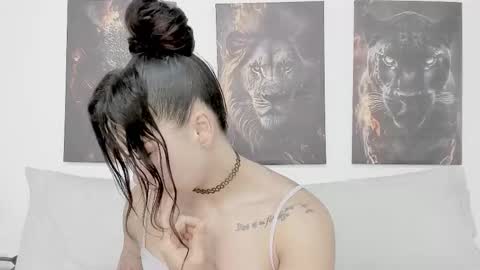 Angel online show from February 25, 10:36 am