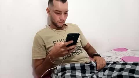 Snapshot of angel_morningstar1 chatting on February 24, 3:33 am ngel online show from February 24, 3:33 am