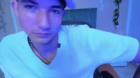 angel_of_sinn online show from April 11, 5:12 am