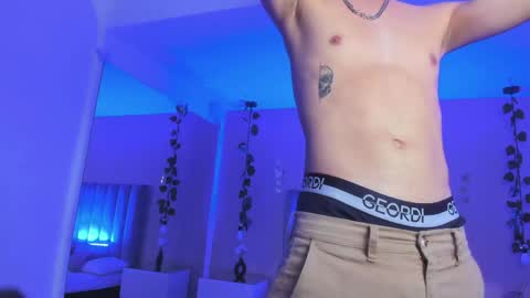 angel_of_sinn online show from April 29, 5:00 am