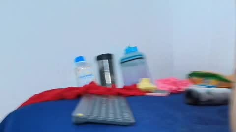 Snapshot of angel_red77 chatting on February 19, 3:28 am angel red77 online show from February 19, 3:28 am