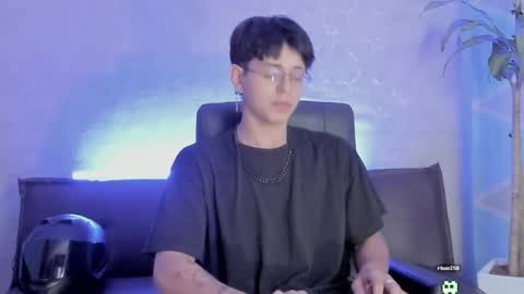 angel_scott2 online show from March 6, 11:17 am