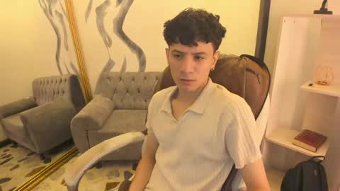 Angel online show from April 18, 12:20 pm