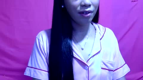 Snapshot of angel_sultry chatting on July 10, 10:23 pm angel cum for u online show from July 10, 10:23 pm