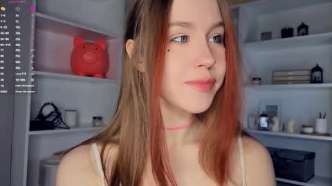 Snapshot of angel_to_burn chatting on January 18, 7:01 am SofiaSofi online show from January 18, 7:01 am