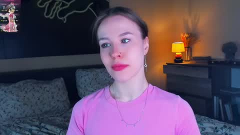 Snapshot of angel_to_burn chatting on March 13, 7:04 am SofiaSofi online show from March 13, 7:04 am