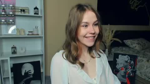 Snapshot of angel_to_burn chatting on May 9, 7:24 am SofiaSofi online show from May 9, 7:24 am