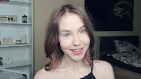 Snapshot of angel_to_burn chatting on May 31, 7:15 am SofiaSofi online show from May 31, 7:15 am