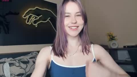 Snapshot of angel_to_burn chatting on June 14, 7:32 am SofiaSofi online show from June 14, 7:32 am