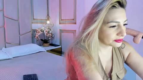 Angel  online show from January 6, 6:22 pm