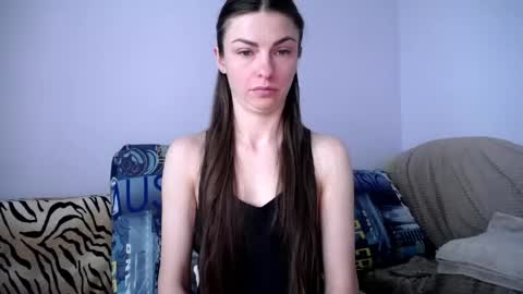 Snapshot of angel_zoe77 chatting on May 25, 10:43 am Zoe online show from May 25, 10:43 am