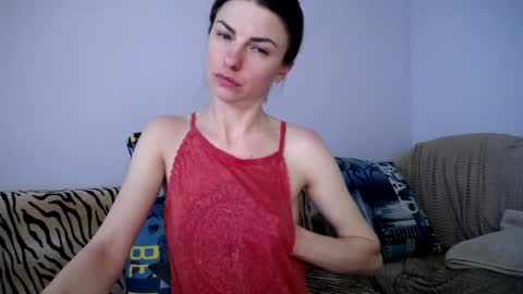 Snapshot of angel_zoe77 chatting on June 9, 8:04 am Zoe online show from June 9, 8:04 am