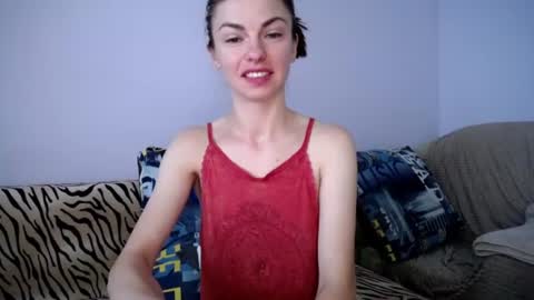 Snapshot of angel_zoe77 chatting on June 28, 10:10 am Zoe online show from June 28, 10:10 am