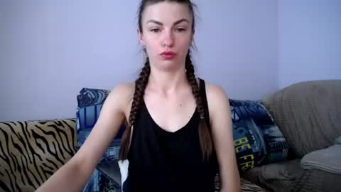Snapshot of angel_zoe77 chatting on July 21, 9:44 am Zoe online show from July 21, 9:44 am