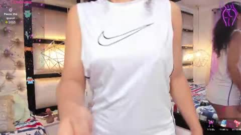 Snapshot of angela_lovee1 chatting on June 13, 12:58 pm Angela online show from June 13, 12:58 pm