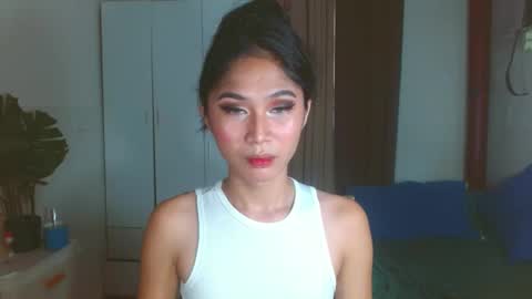 angela online show from December 3, 1:30 am